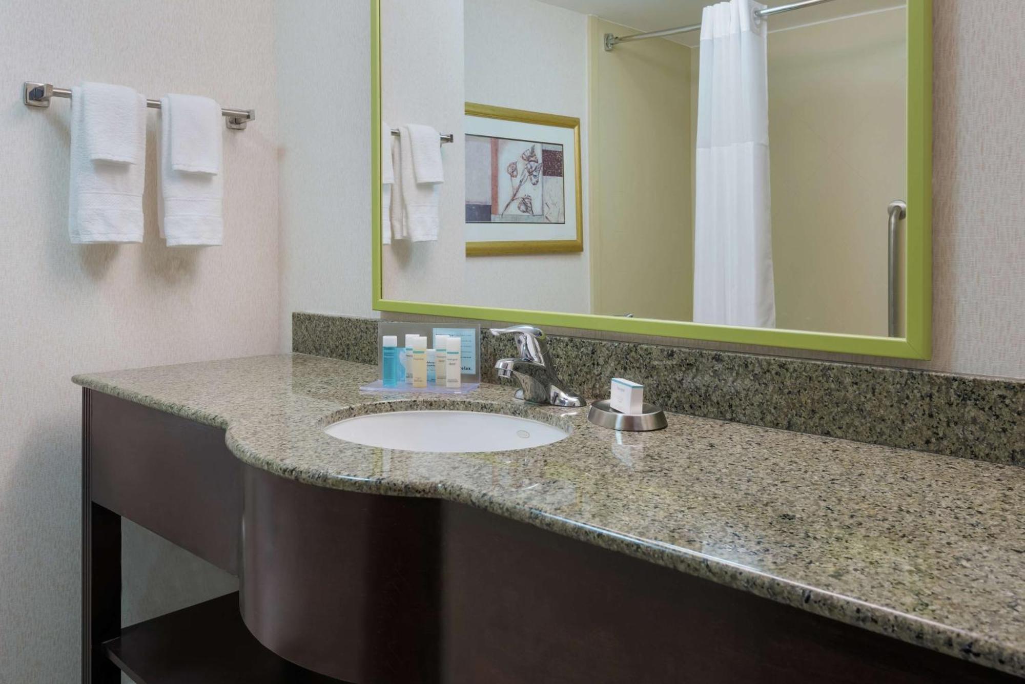 Hampton Inn South Plainfield-Piscataway Kültér fotó