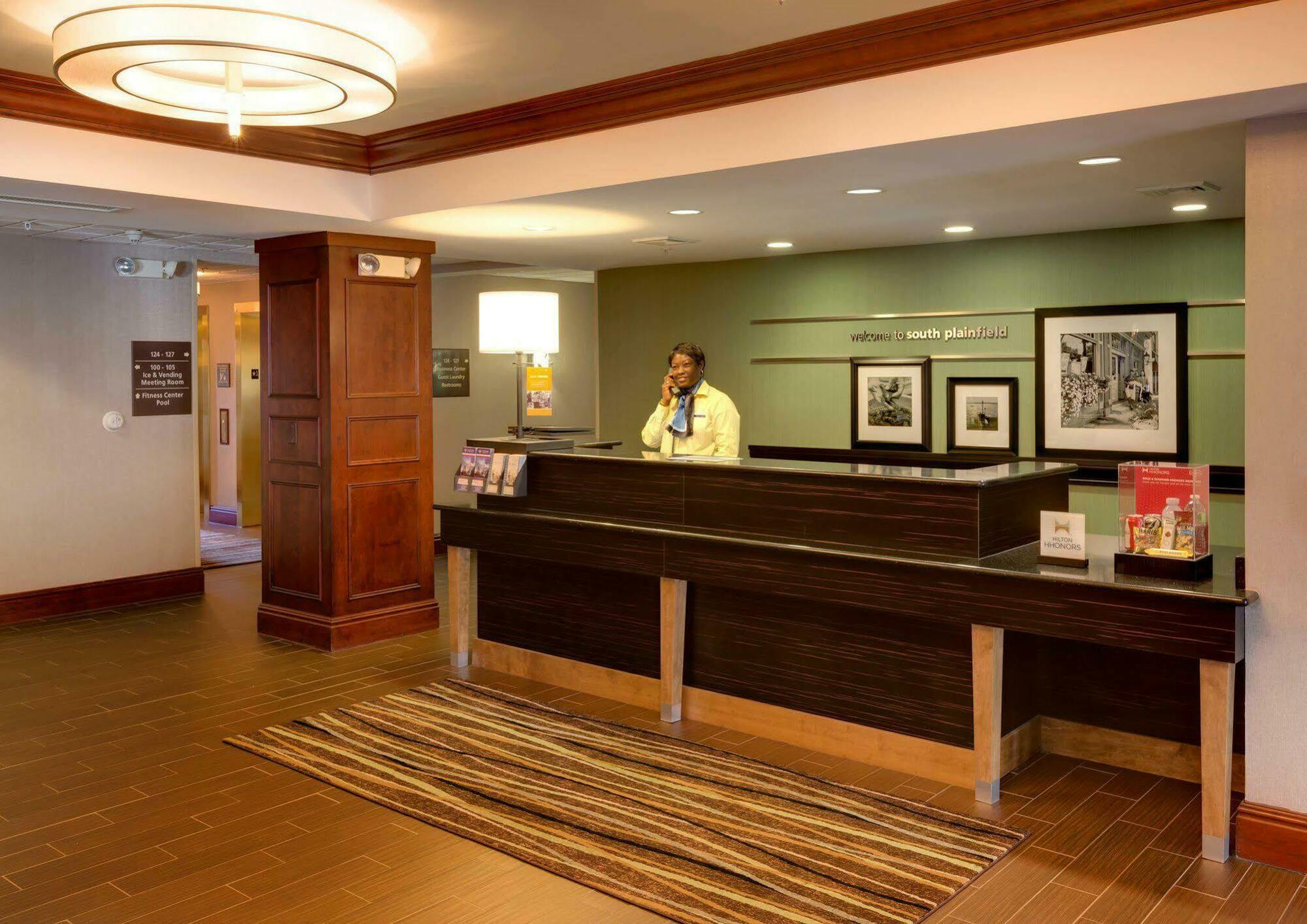 Hampton Inn South Plainfield-Piscataway Kültér fotó