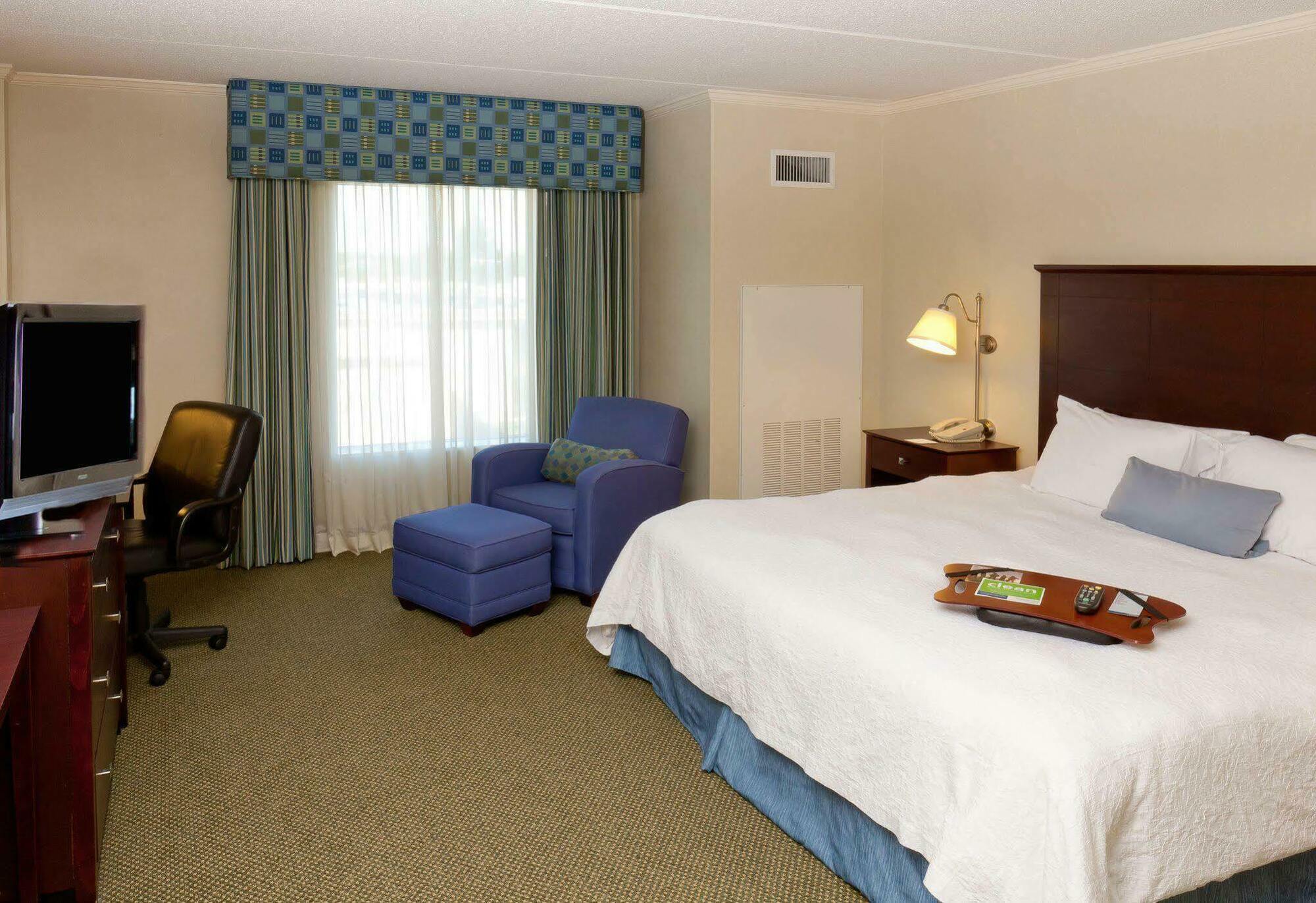 Hampton Inn South Plainfield-Piscataway Kültér fotó